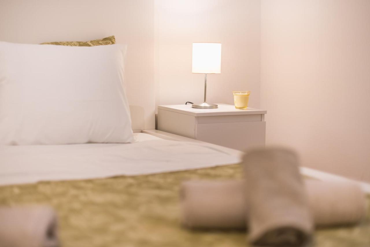 Apartment At Megaro Mousikis St Semi Basement 1Bed 2 Pers Αθήνα Εξωτερικό φωτογραφία