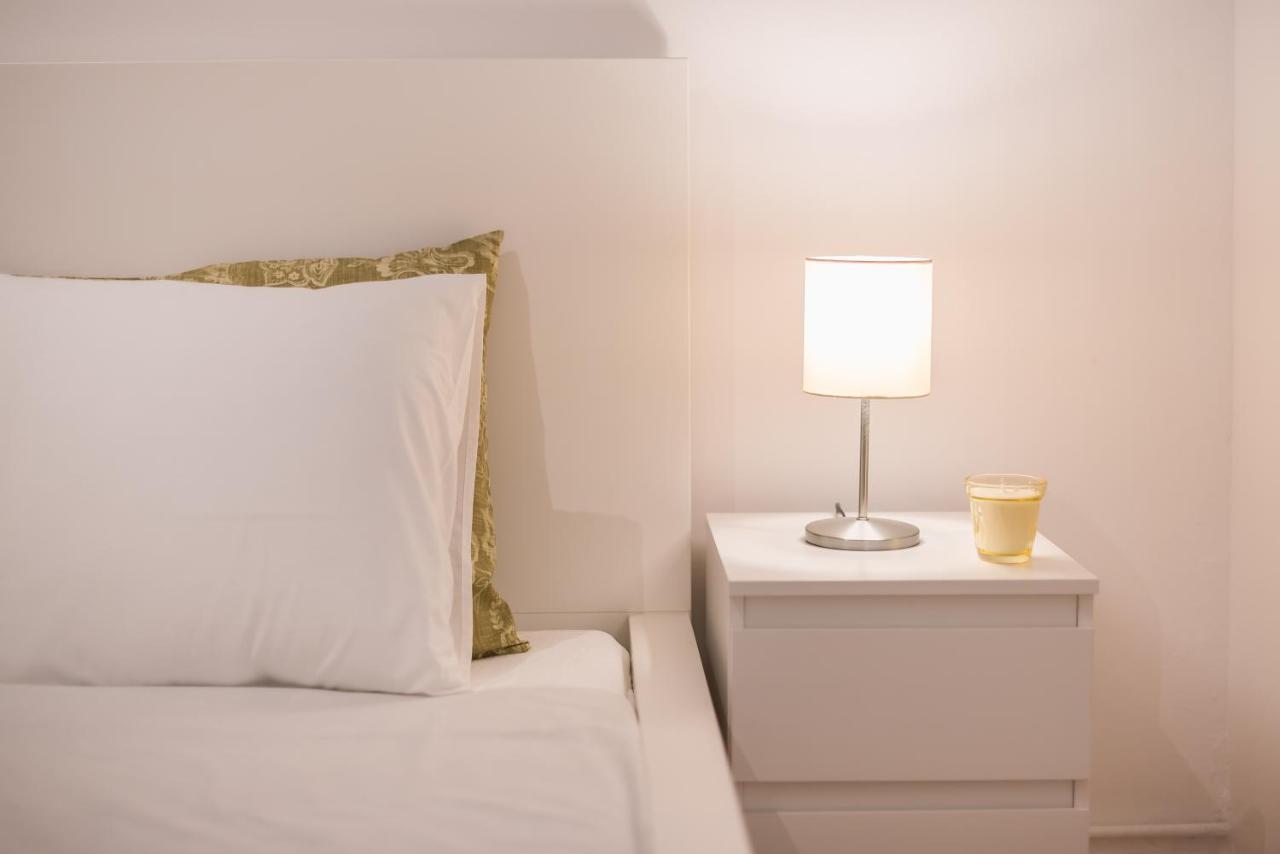 Apartment At Megaro Mousikis St Semi Basement 1Bed 2 Pers Αθήνα Εξωτερικό φωτογραφία